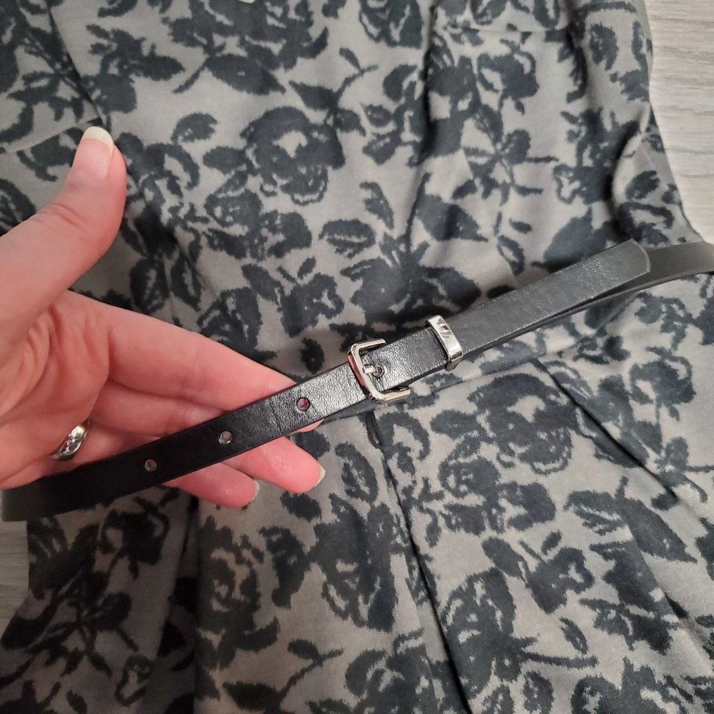 IZ Byer Floral Sleeveless Dress, Size 5 - Picture 2 of 4